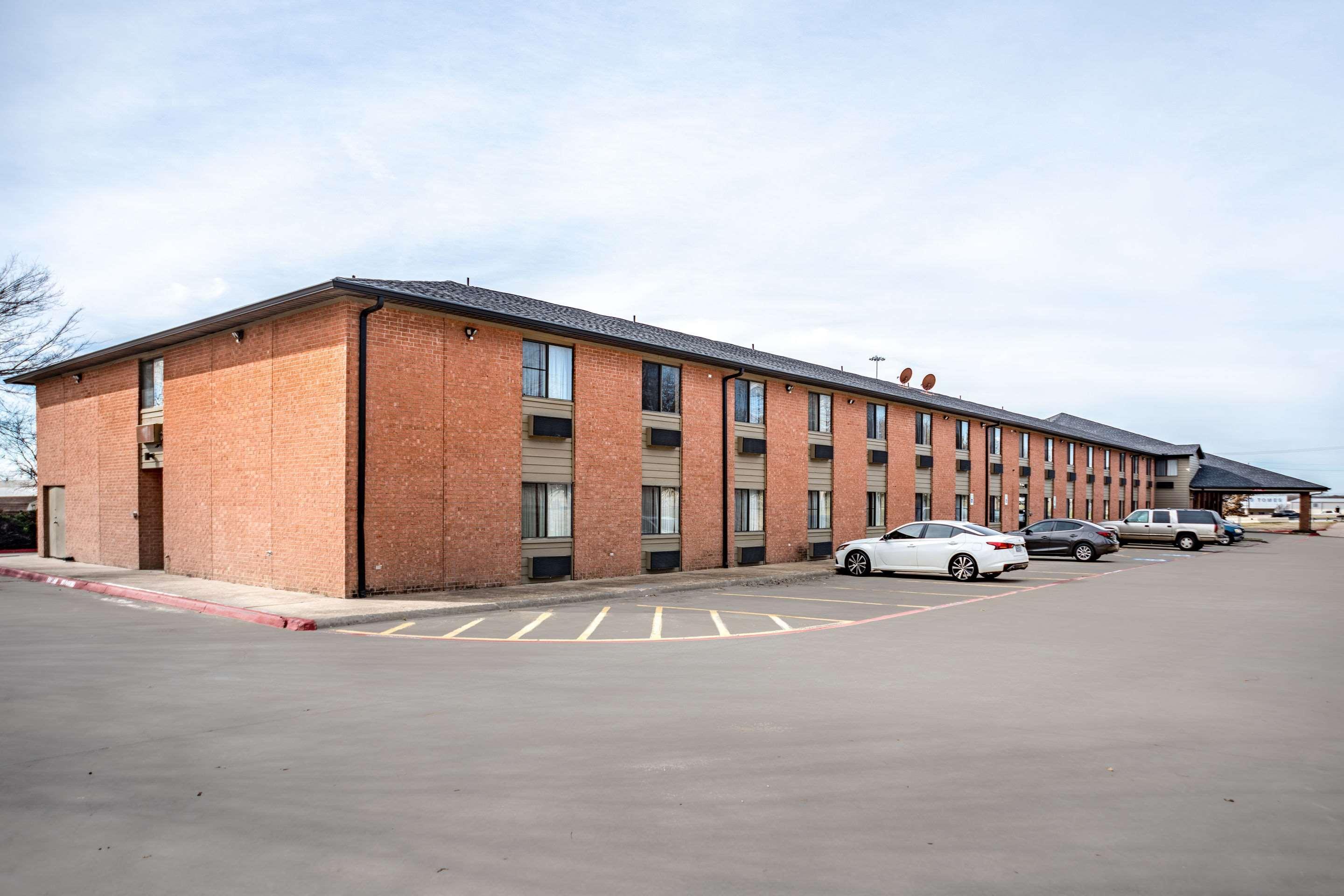 Econo Lodge Inn & Suites McKinney Zewnętrze zdjęcie