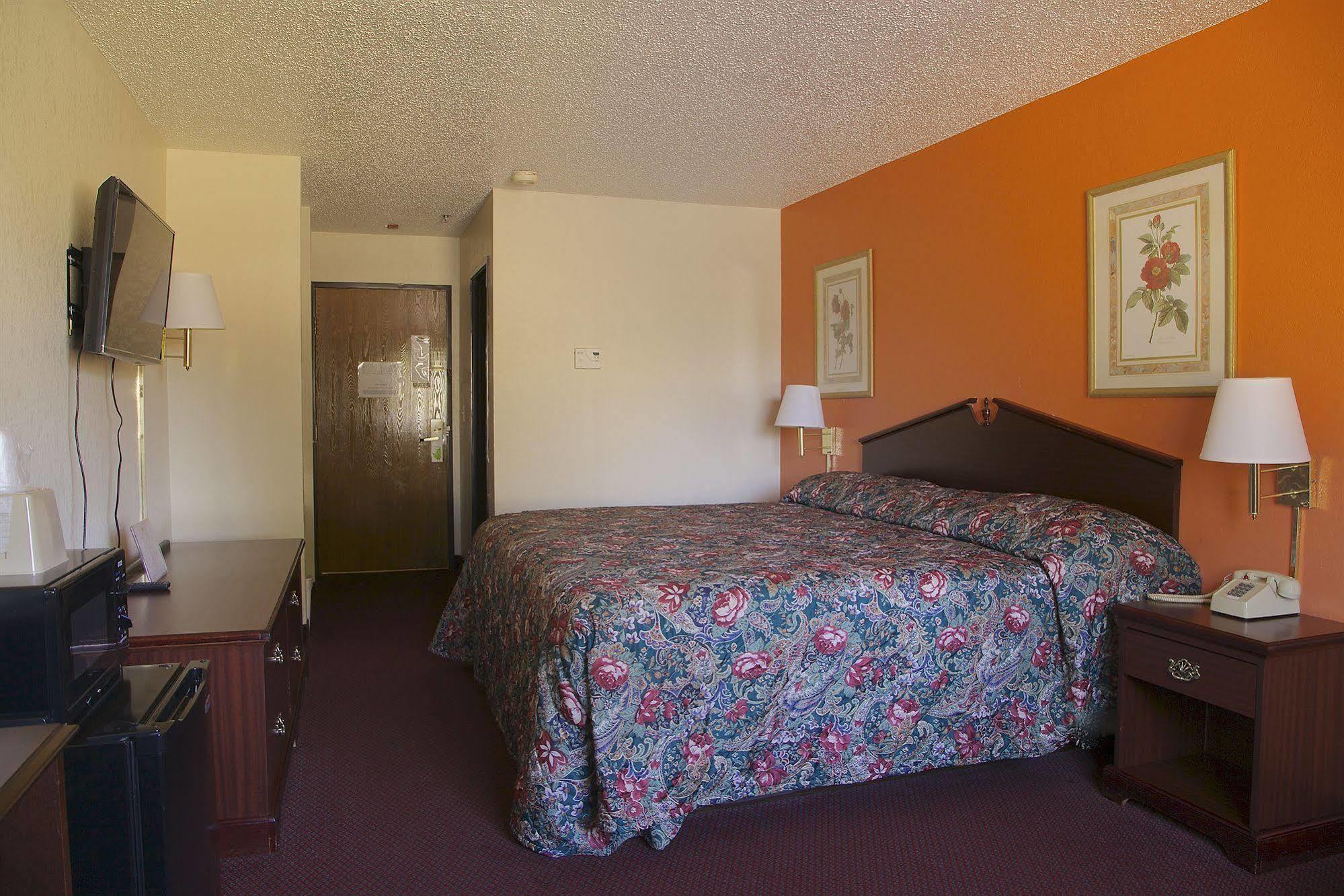 Econo Lodge Inn & Suites McKinney Zewnętrze zdjęcie